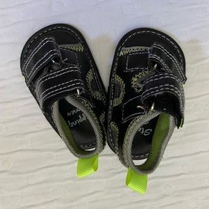 Stepping stones baby shoes